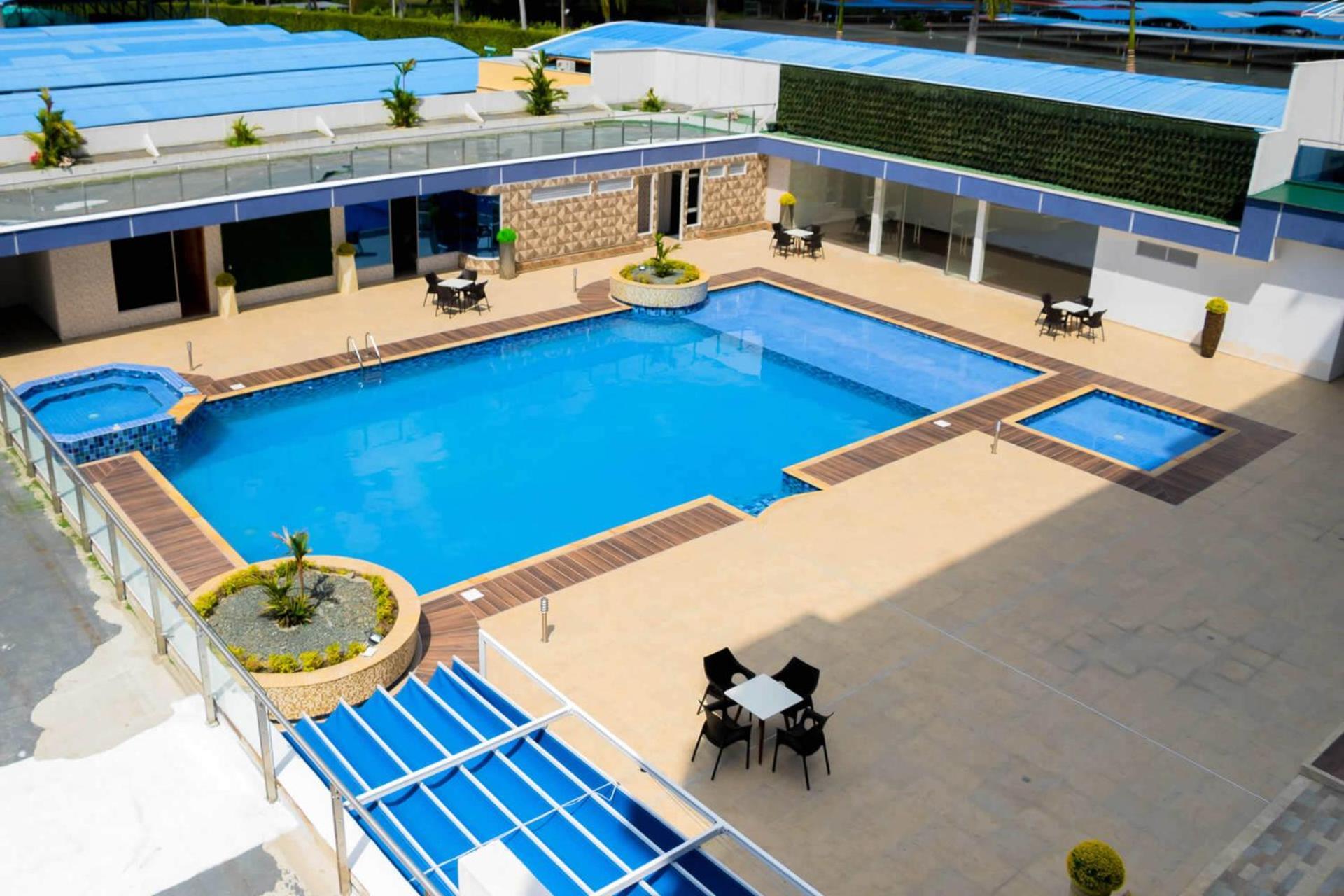 Hotel Royal Elim International San Antonio (Palmira) Exterior foto The pool at the hotel