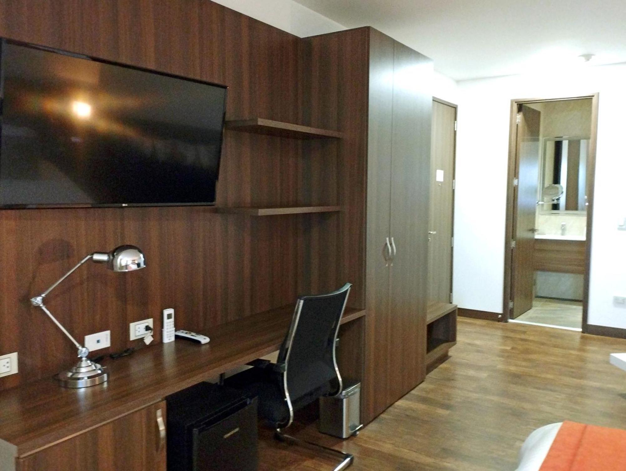 Hotel Royal Elim International San Antonio (Palmira) Exterior foto A typical bedroom in the halls of residence